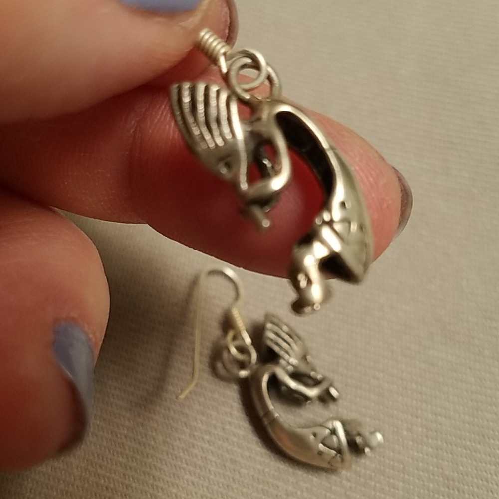 Earrings - Picture 3 of 3